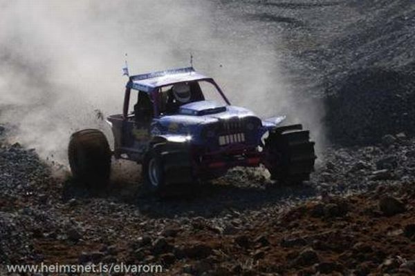 All terrains vehicles (28 pics)