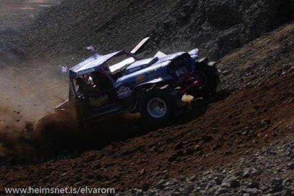 All terrains vehicles (28 pics)