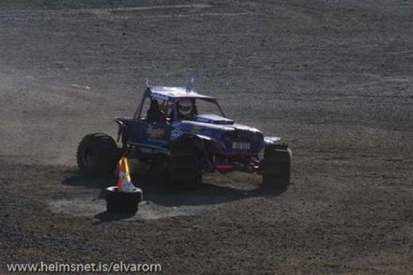All terrains vehicles (28 pics)
