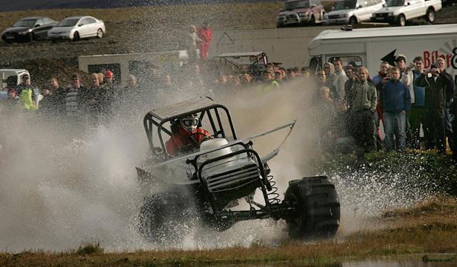All terrains vehicles (28 pics)