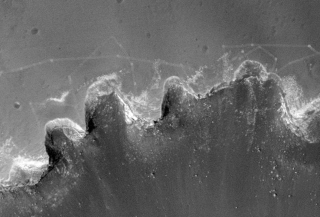 Fascinating Landscapes of Mars (35 pics)