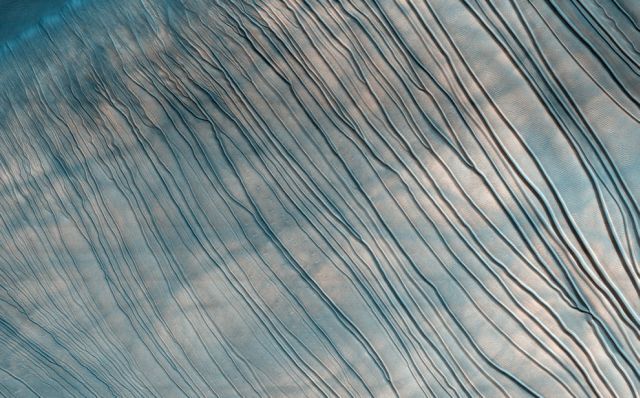 Fascinating Landscapes of Mars (35 pics)
