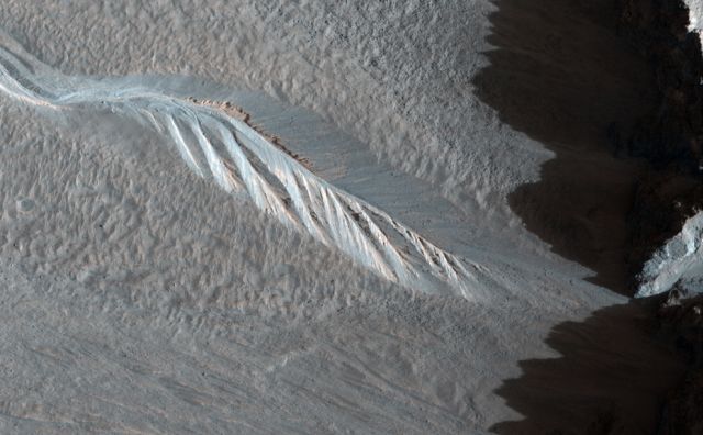 Fascinating Landscapes of Mars (35 pics)