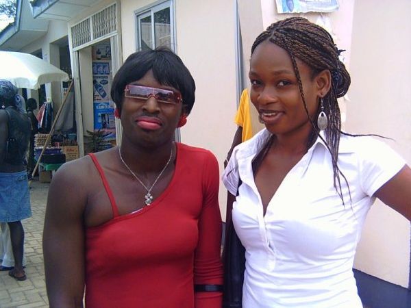 Transvestite Parade in Africa (19 pics)