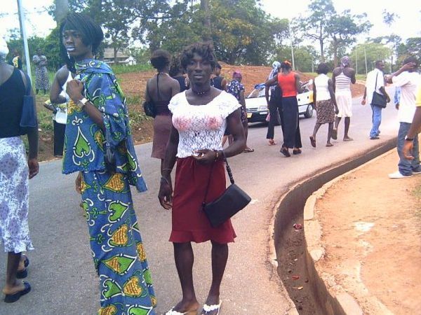 Transvestite Parade in Africa (19 pics)