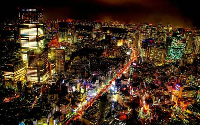 Beautiful Pictures of Cities at Night (55 pics)