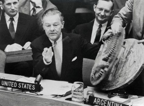 Famous, Infamous and Iconic Photographs (45 pics + text)