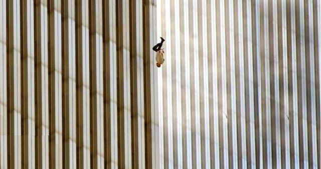 Famous, Infamous and Iconic Photographs (45 pics + text)