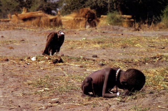 Famous, Infamous and Iconic Photographs (45 pics + text)