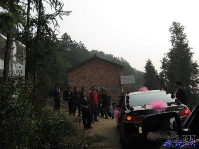 Chinese Wedding Fail (9 pics)