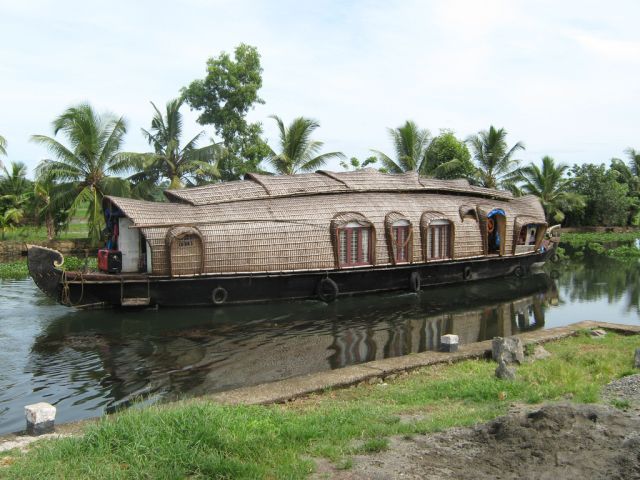 Amazing Houseboats (21 pics)