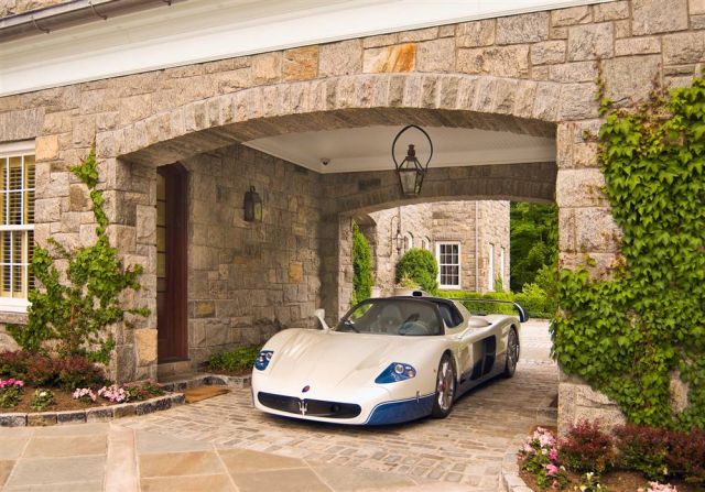 Awesome and Most Beautiful Garages for Super Cars (54 pics)