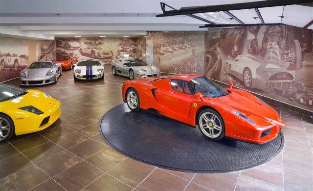 Awesome and Most Beautiful Garages for Super Cars (54 pics)