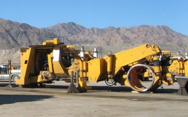 Assembling of BelAZ Vehicles (16 pics)