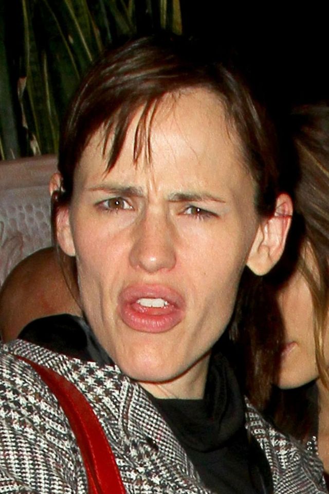 Jennifer Garner Isn’t Happy (9 pics)