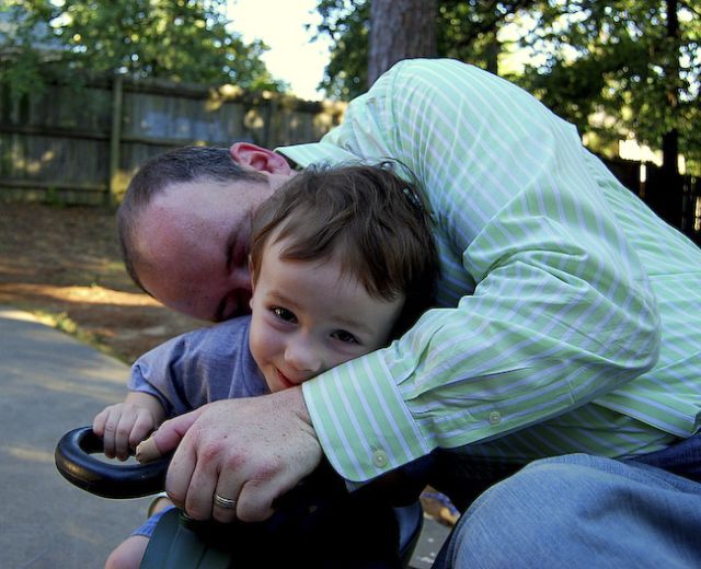 Fathers and Their Kids (50 pics)