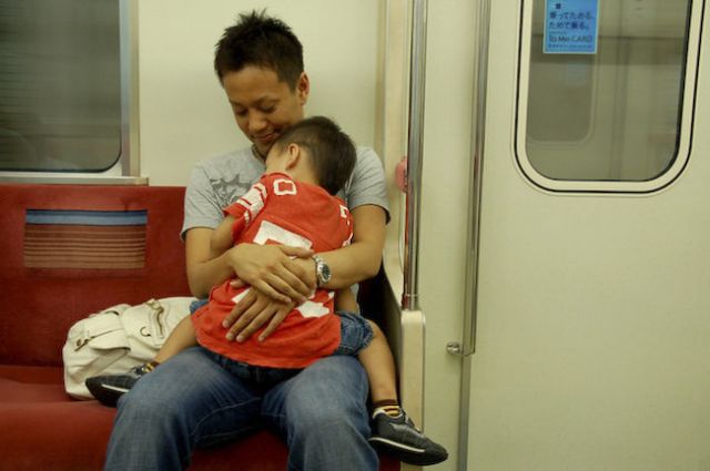 Fathers and Their Kids (50 pics)