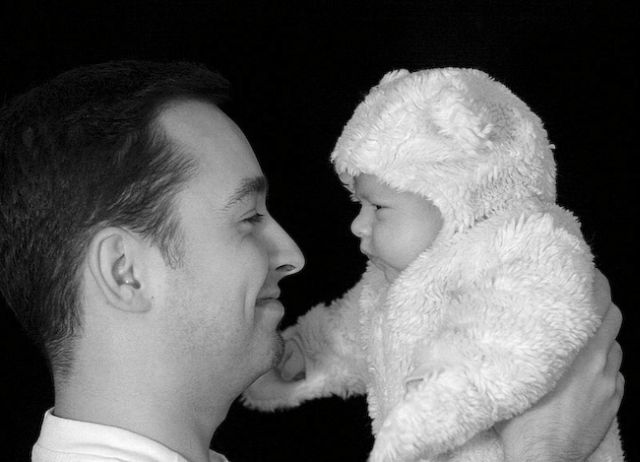 Fathers and Their Kids (50 pics)