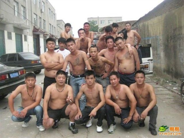 Chinese ‘Bros’ (28 pics)