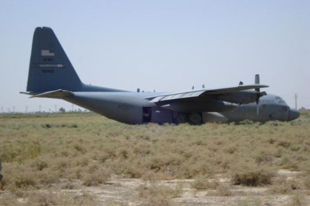 Emergency Landing (18 pics)