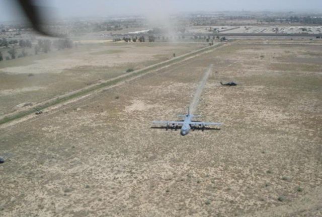 Emergency Landing (18 pics)