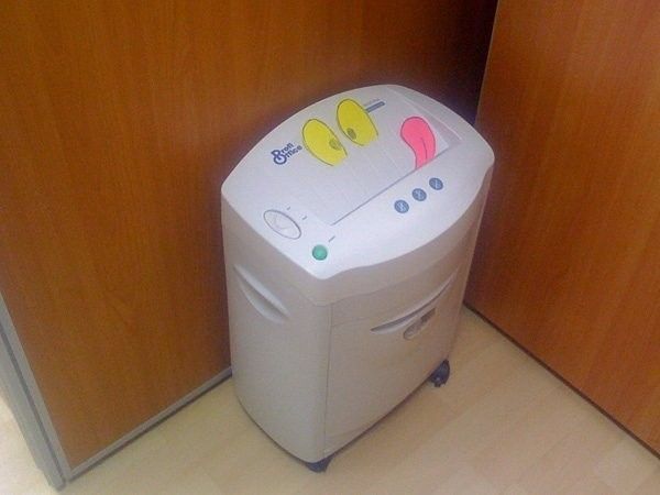 How to Entertain Yourself at Work (37 pics)