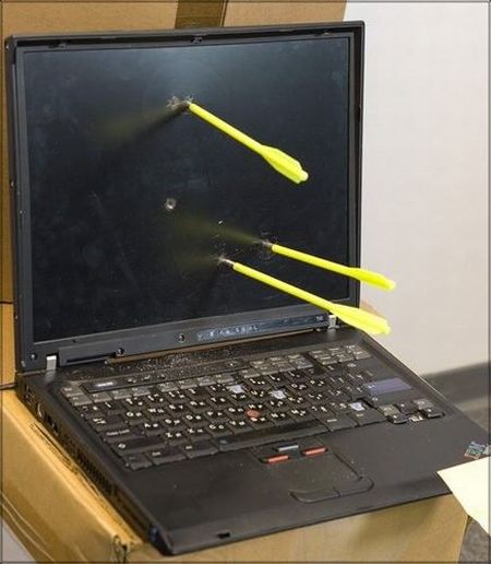 How to Entertain Yourself at Work (37 pics)