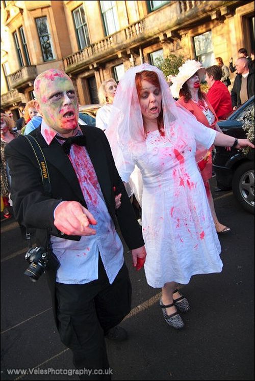Zombie Walk in Glasgow (42 pics)