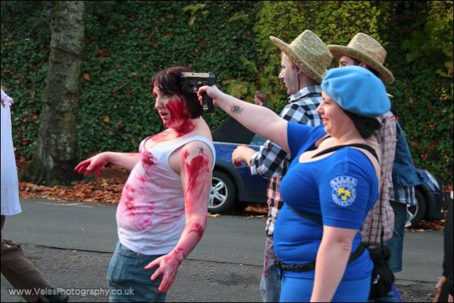 Zombie Walk in Glasgow (42 pics)