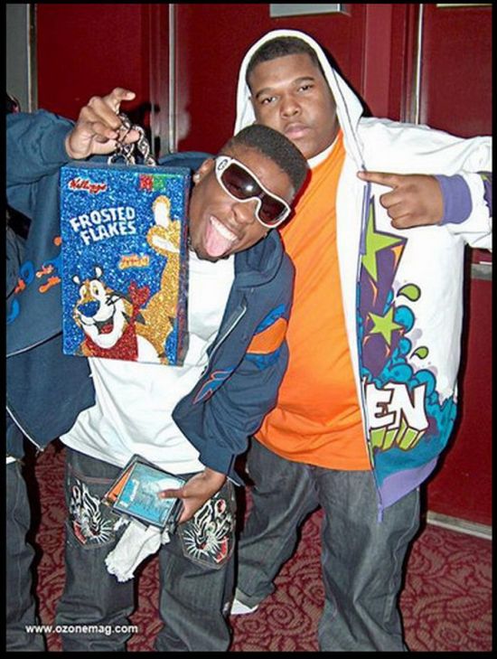 Most Ridiculous Chains of Rappers (22 pics)