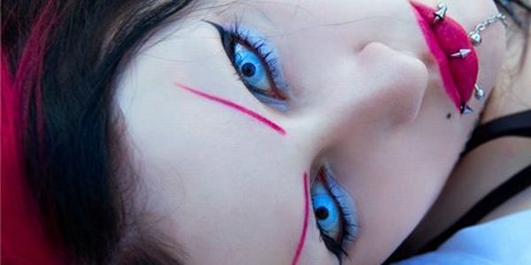 Bizarre People... (24 pics)