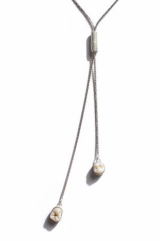 Jewelry with Teeth (10 pics)