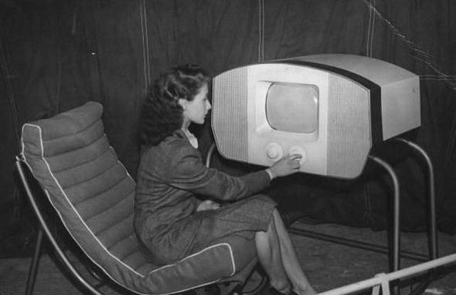 Retro Offices (35 pics)