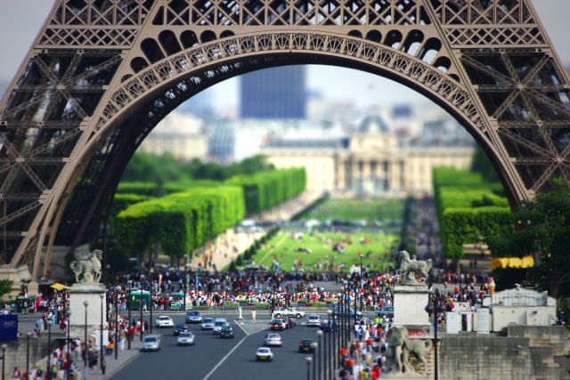 Stunning Tilt-Shift Photography (67 pics)