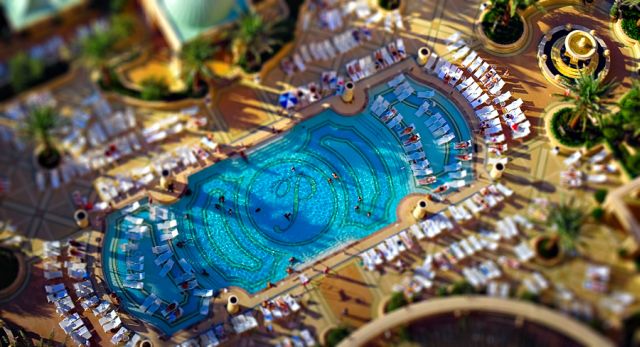 Stunning Tilt-Shift Photography (67 pics)