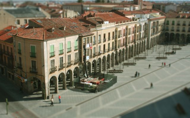 Stunning Tilt-Shift Photography (67 pics)