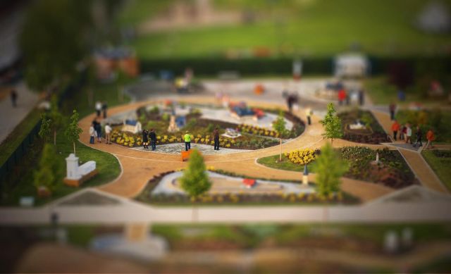 Stunning Tilt-Shift Photography (67 pics)