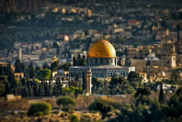 Stunning Tilt-Shift Photography (67 pics)