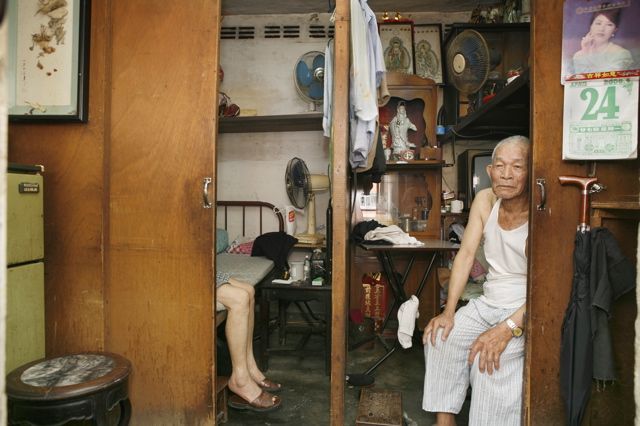 Living on 100 sq feet For Years (100 pics) Living on 100 sq feet For Years (100 pics)