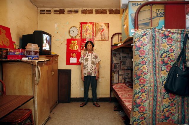 Living on 100 sq feet For Years (100 pics)