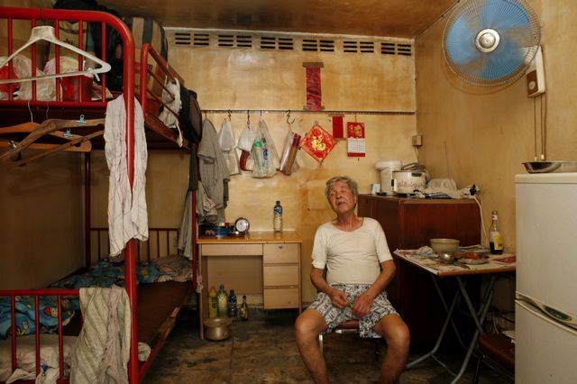 Living on 100 sq feet For Years (100 pics)