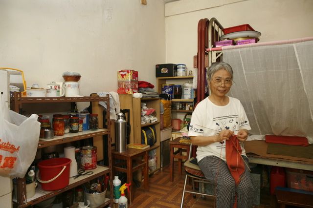 Living on 100 sq feet For Years (100 pics)