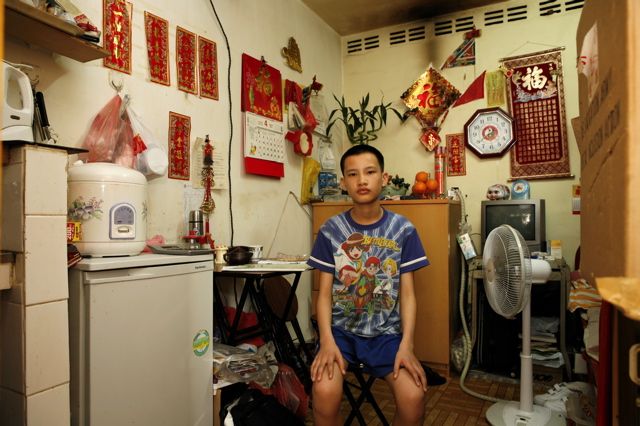 Living on 100 sq feet For Years (100 pics)
