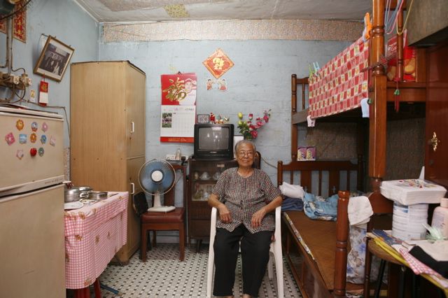 Living on 100 sq feet For Years (100 pics)