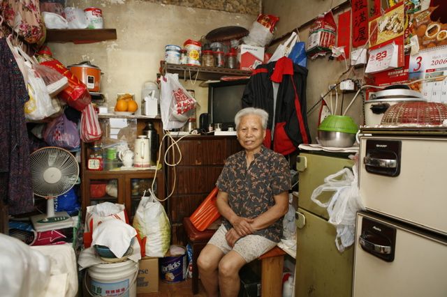 Living on 100 sq feet For Years (100 pics)