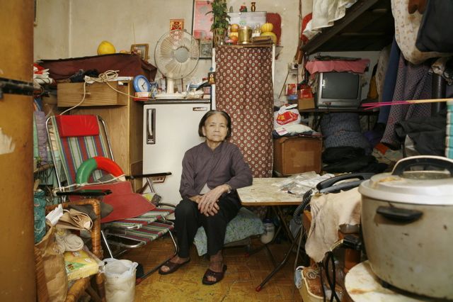 Living on 100 sq feet For Years (100 pics)