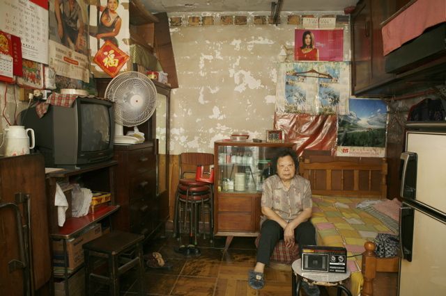 Living on 100 sq feet For Years (100 pics)