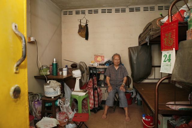 Living on 100 sq feet For Years (100 pics)