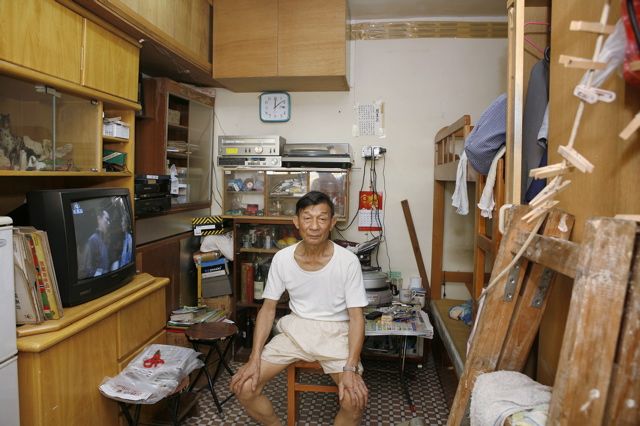 Living on 100 sq feet For Years (100 pics)