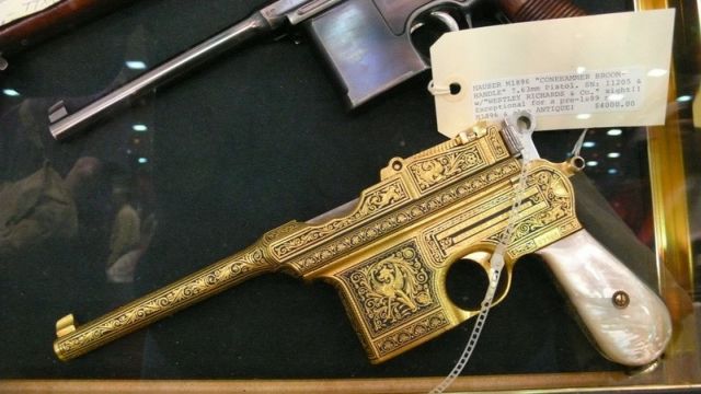 Collector weapons (77 pics)